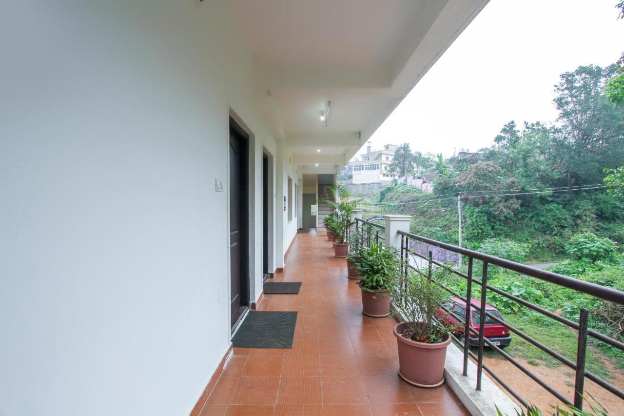 Oyo 68307 Green Line Service Apartments Madikeri Bagian luar foto